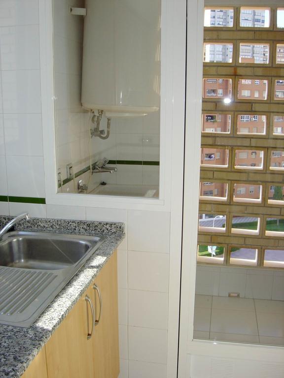 Apartamentos Torre Ipanema Benidorm Habitación foto